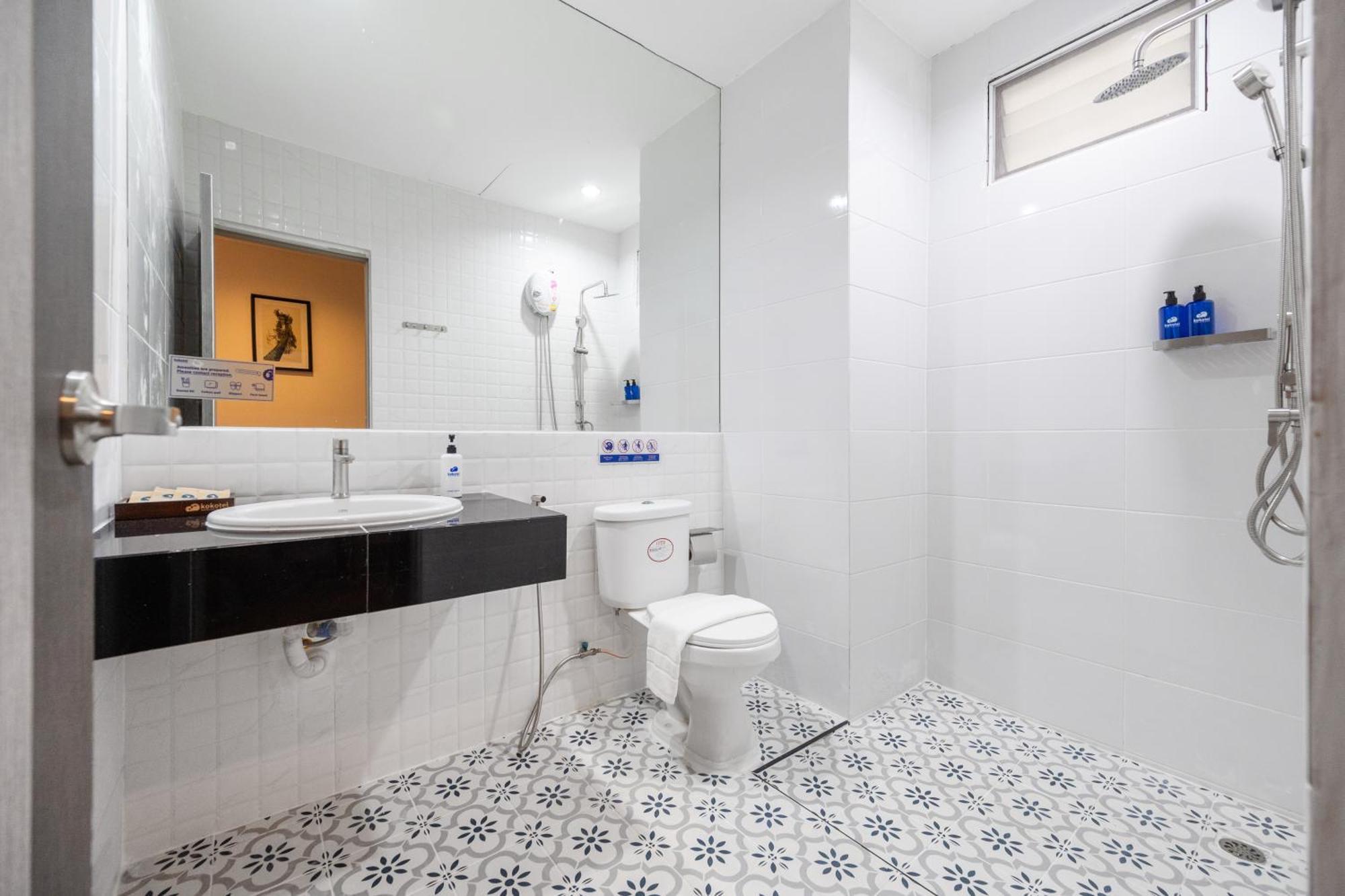 Kokotel Pattaya North Beach Екстер'єр фото