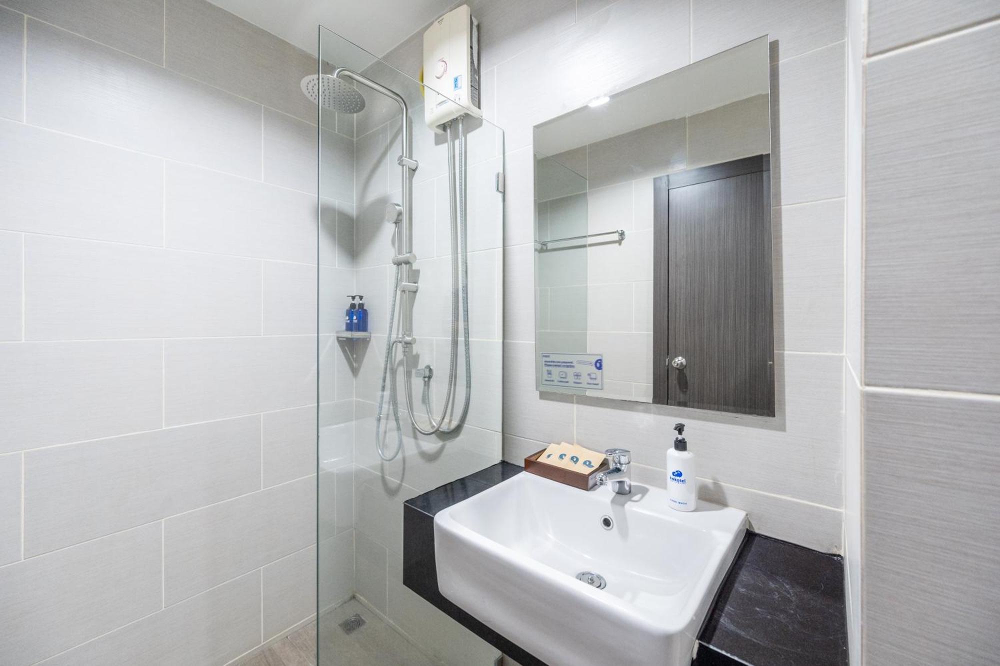 Kokotel Pattaya North Beach Екстер'єр фото