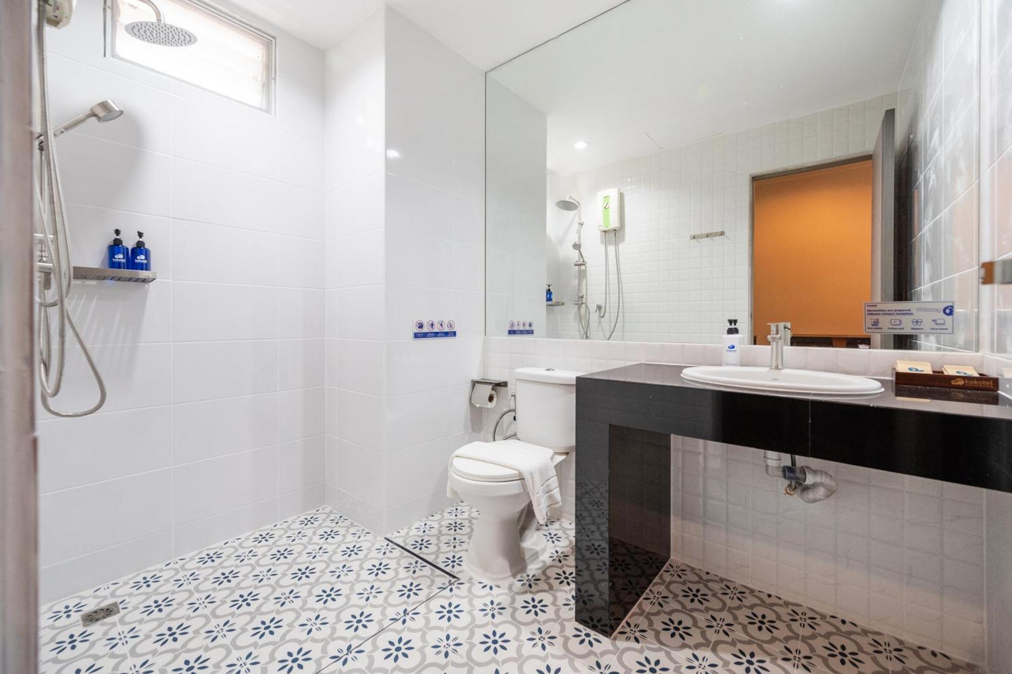 Kokotel Pattaya North Beach Екстер'єр фото