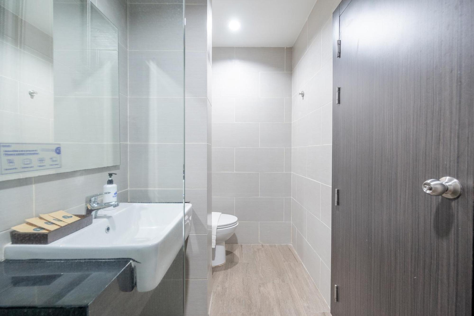 Kokotel Pattaya North Beach Екстер'єр фото